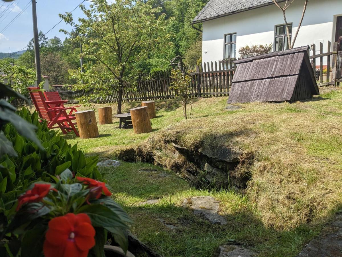 Raskov Chaloupka Na Konci Svetaヴィラ エクステリア 写真